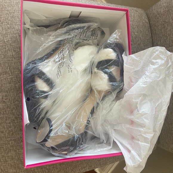 Vince Camuto Women's Kalvira2 Heeled Sandal size 8M - Picture 8 of 11